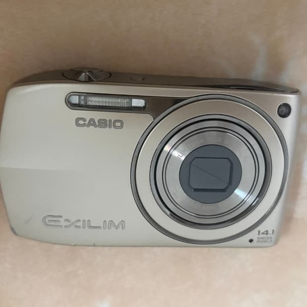 디카 카시오 엑슬림 z2300 디지털카메라