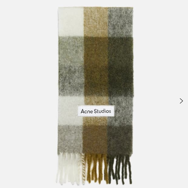 아크네스튜디오 모헤어 체크 스카프