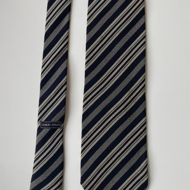 아르마니꼴레지오니 넥타이