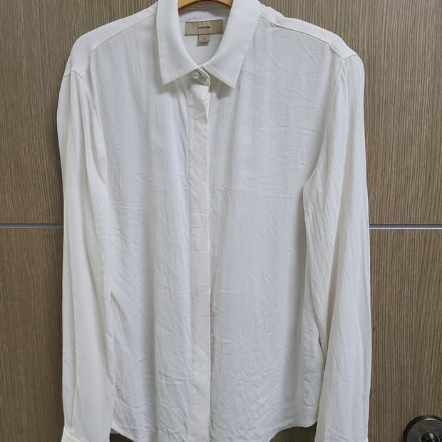 버버리 유니폼 셔츠 블라우스