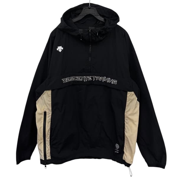 데상트 후드 아노락자켓