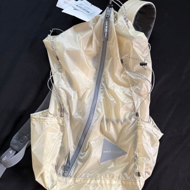 플리마켓🔥 앤드원더 실 데이팩 오프 화이트