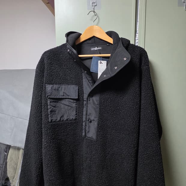 gu x 엔가 후리스 블랙