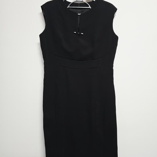 모조에스핀 블랙 민소매 원피스 정장 스타일