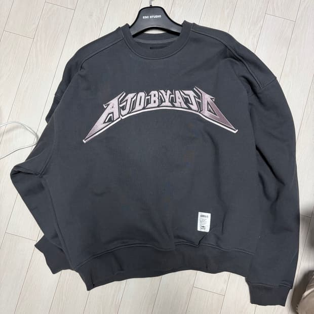 AJOBYAJO 아조바이아조 맨투맨 L 다크그레이