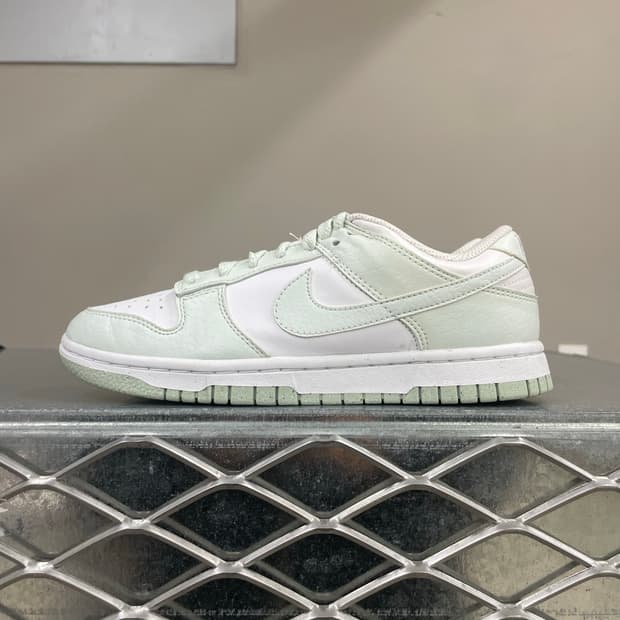 나이키 덩크 로우 네이쳐 그린앤화이트 230 