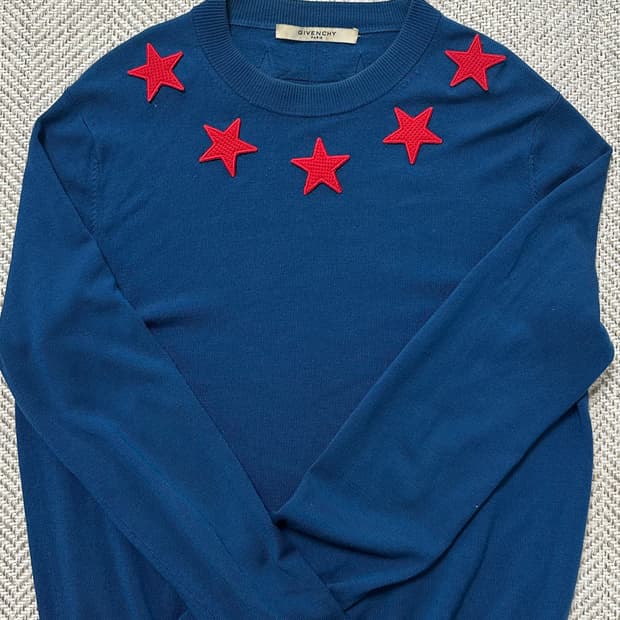 지방시 스타 별 니트