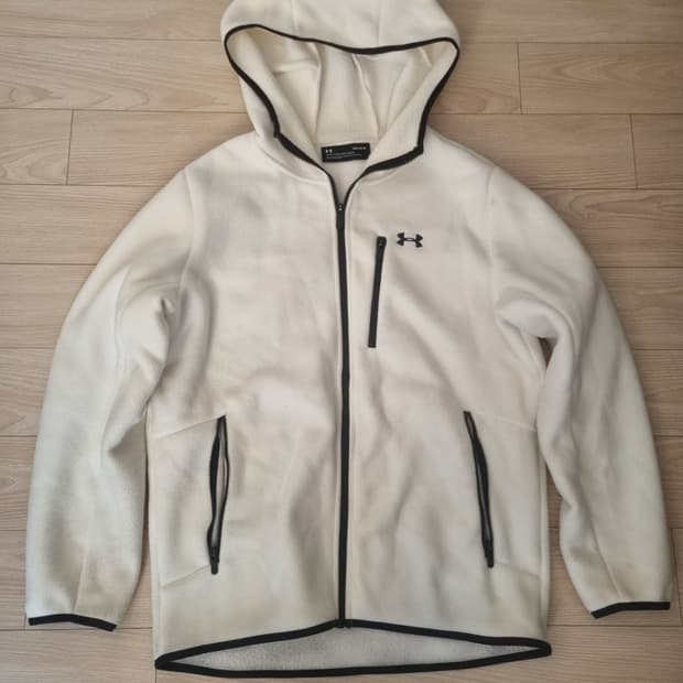 언더아머 플리스 자켓 화이트
