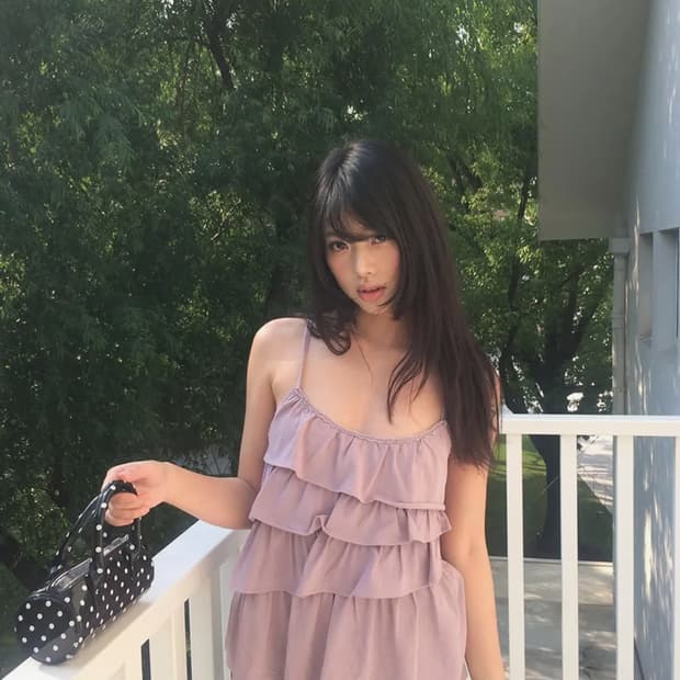 당일배송)익스파이어드걸 Unbalanced Frill Cami 라일락