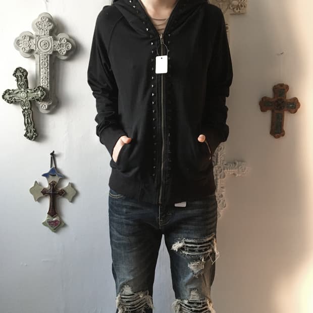 Stud point hood zip up