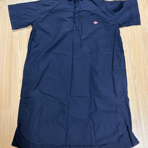 단톤 풀오버 반팔 원피스