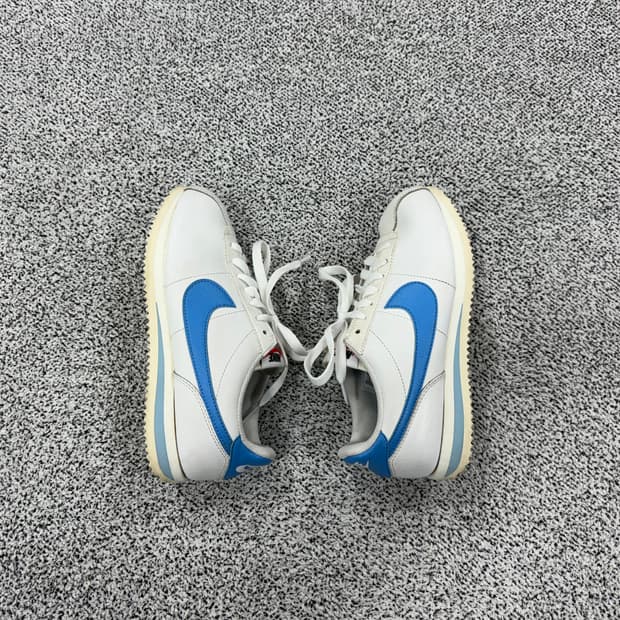 나이키 코르테즈 유니버시티 블루