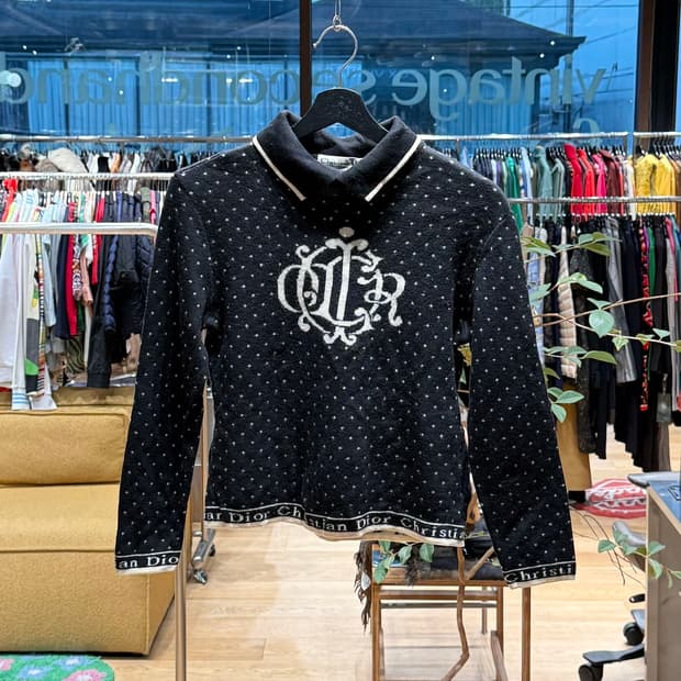 크리스찬 디올 스포츠 블랙 도트패턴 카라넥 니트 