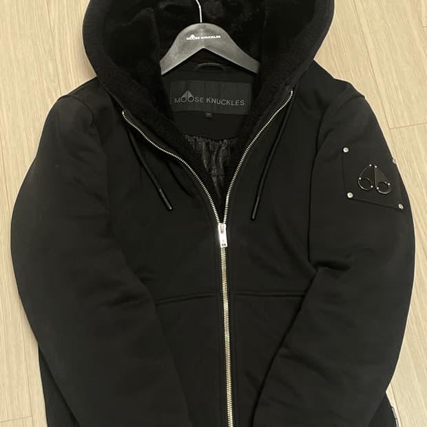 무스너클 버니스웨터 판매