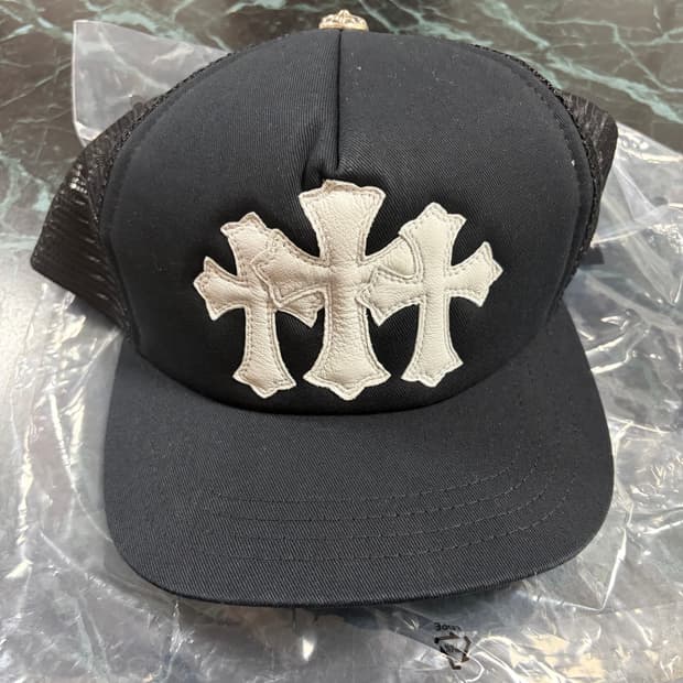 크롬하츠 세메터리 트러커햇 판매합니다