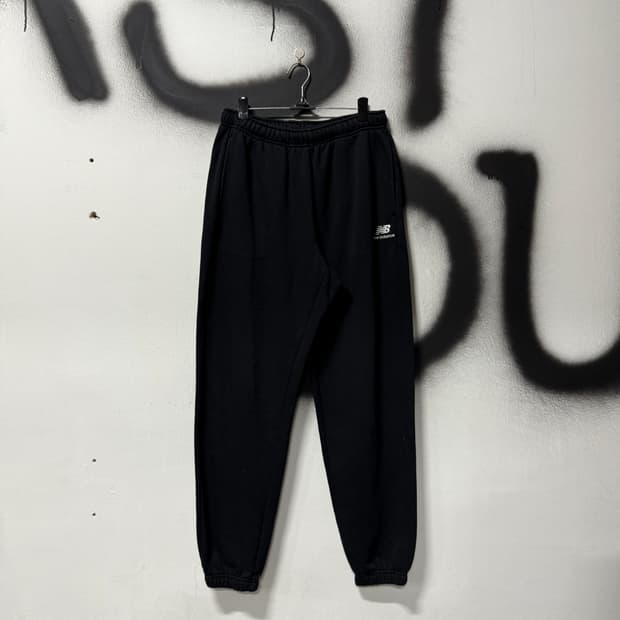 뉴발란스 트레이닝 조거 팬츠