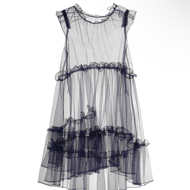 코스모스의 메쉬 리본 러플 드레스 네이비