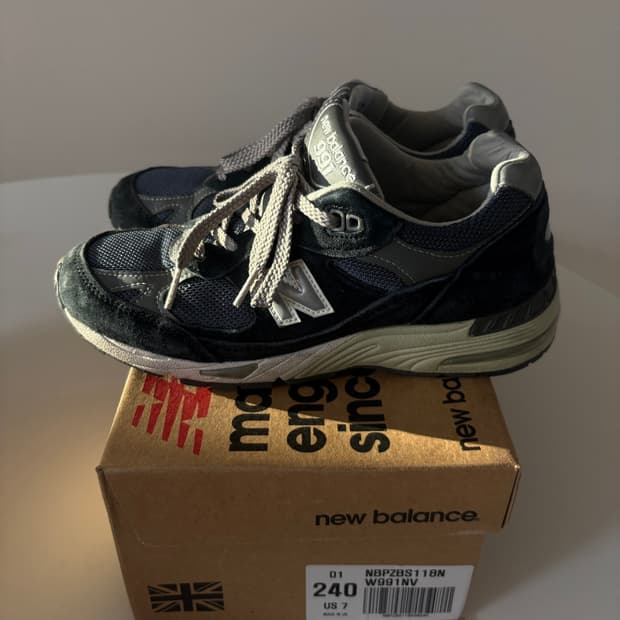 뉴발란스 991 메이드인uk navy 240