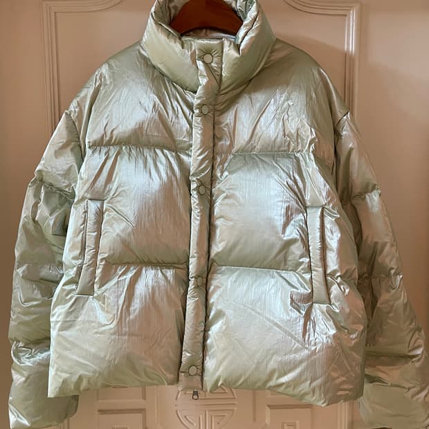 프레이 FREI오버사이즈 글로시 덕다운 푸퍼 패딩 (M) /연그린