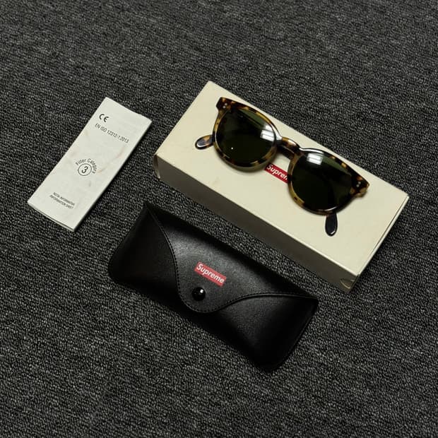 슈프림 선글라스