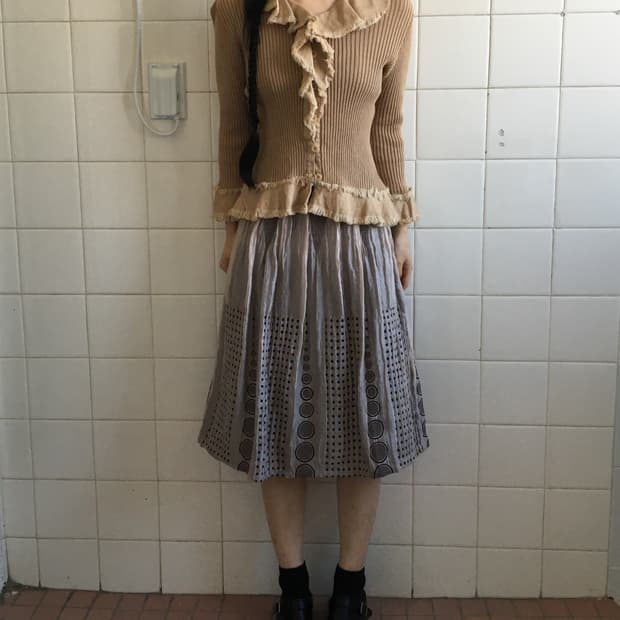 Ruffle point ribbed cardigan