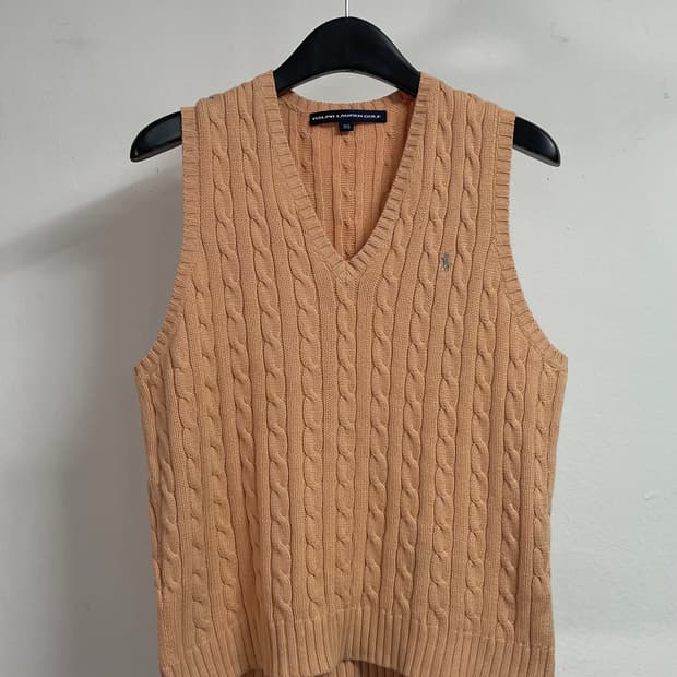 폴로 랄프로렌 우먼스 코랄 케이블 조끼 니트 (on.550)