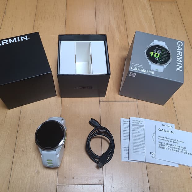 가민 포러너 970 화이트