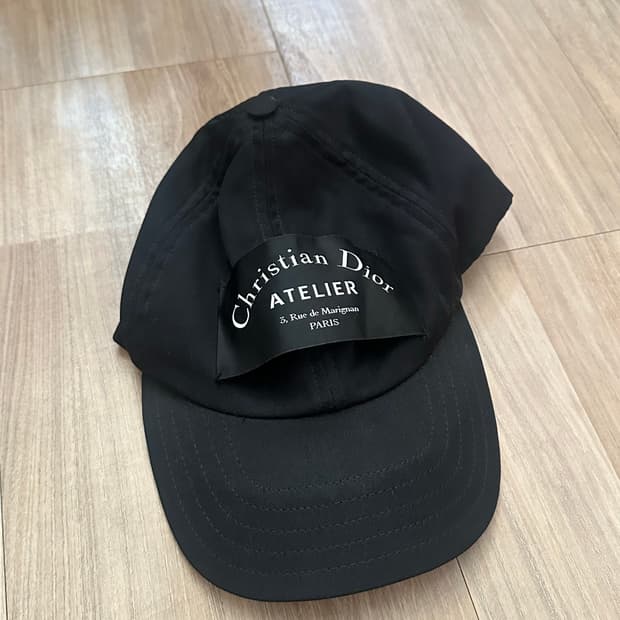 디올 아뜰리에 캡