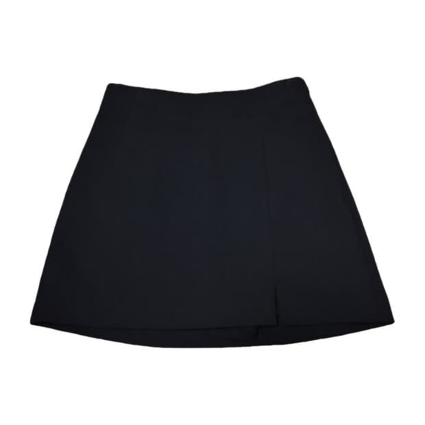 무신사 스탠다드 미니 스코츠, 속바지O