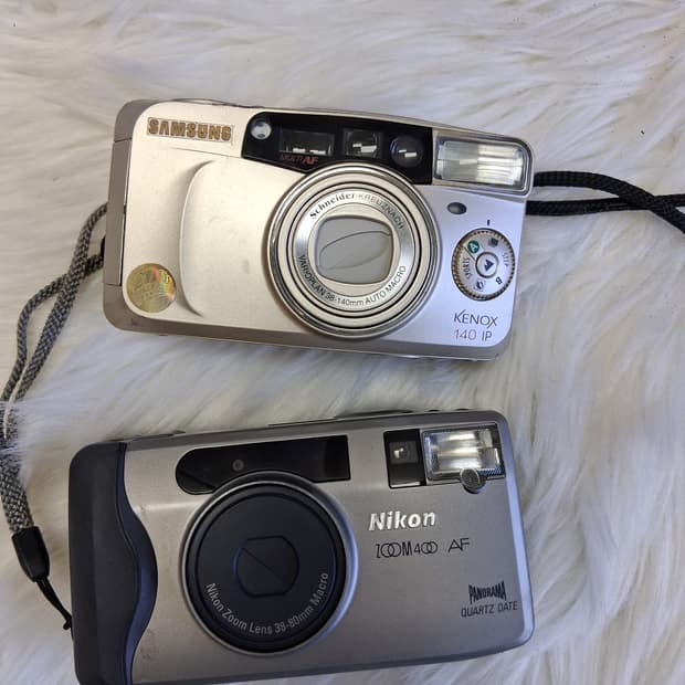 니콘/삼성 필름 카메라 2대 세트 일괄판매