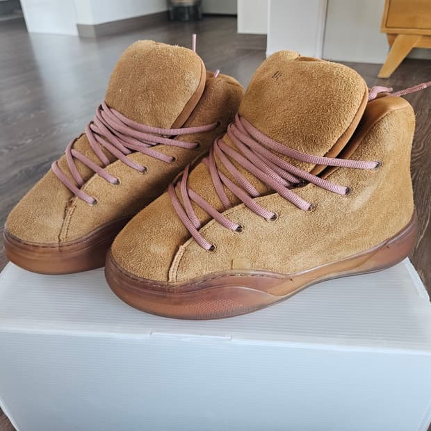 [US11] ERL VAMP HIGH NATURAL 뱀프 하이 내추럴