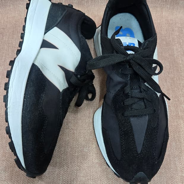 뉴발란스 255mm- 327 블랙 스니커즈