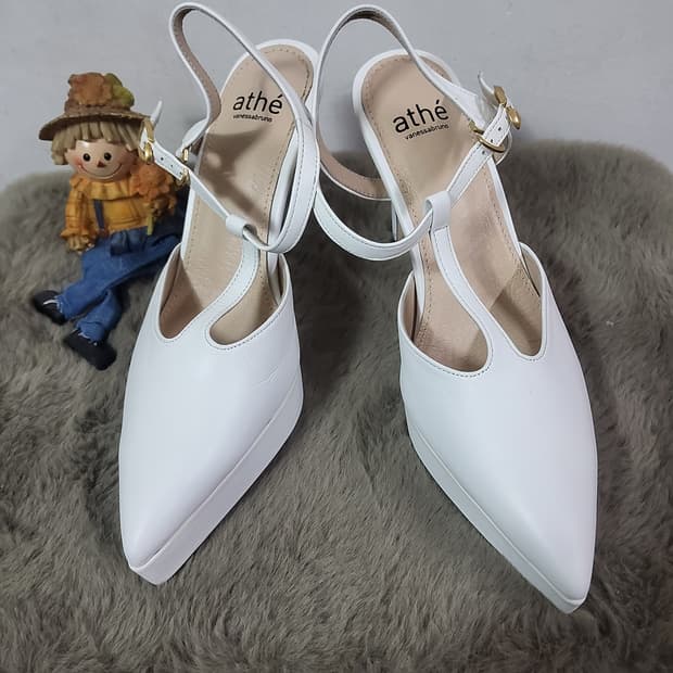 새상품 아떼 바네사브루노 스틸레토 하이힐 웨딩 여자 구두 240 