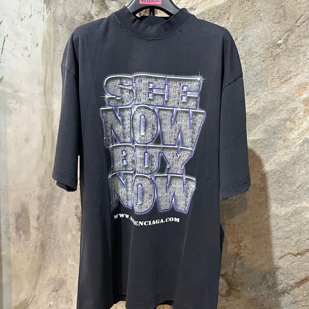 발렌시아가 SNBN 디스트로이드 오버핏 반팔