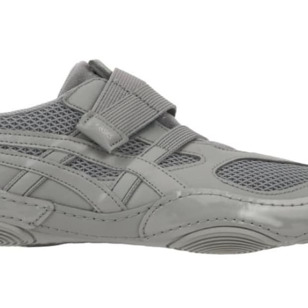 이세이미야케 하이퍼 테이핑 그레이 245