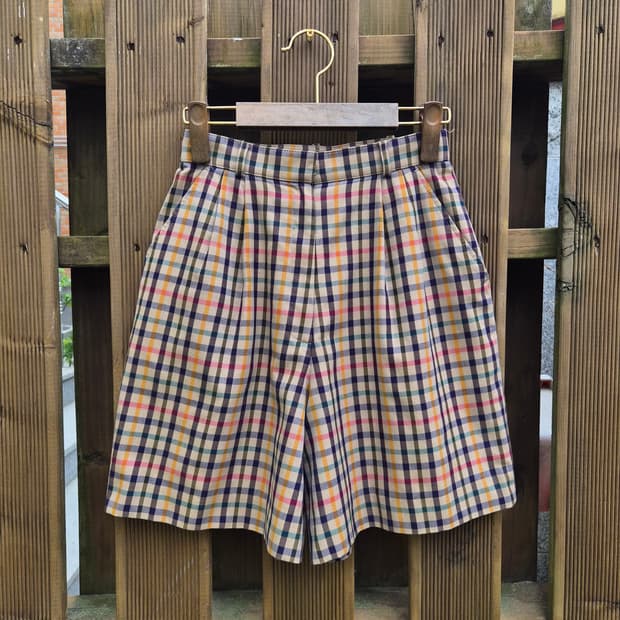 닥스 런던  체크 하프팬츠 (일본산)