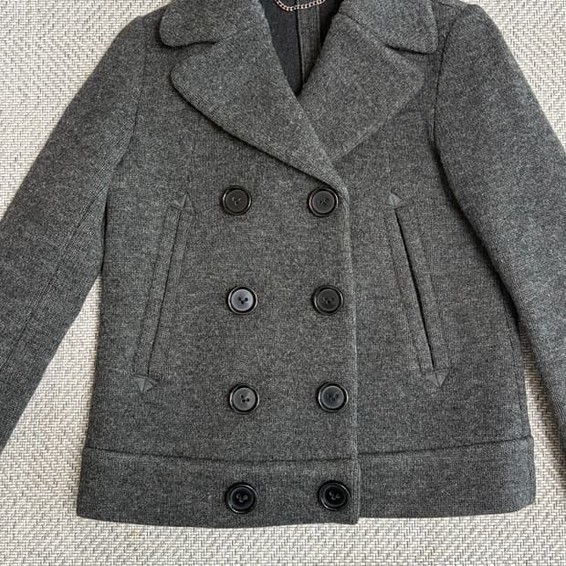 마크제이콥스 다크그레이 더블버튼 울 피코트