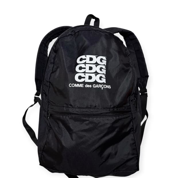 꼼데가르송 CDG 로고 백팩 블랙