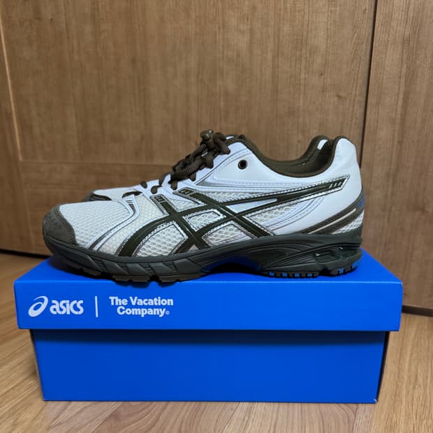 [260] 아식스 템테이션 베케이션 젤 DS 트레이너