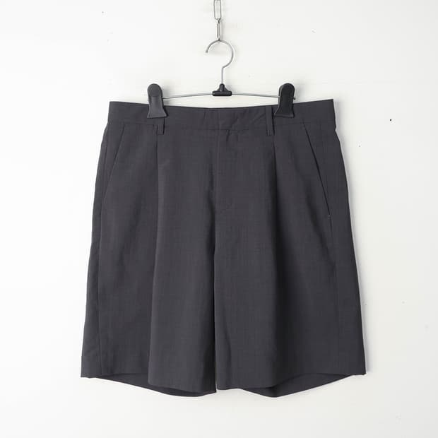 31/에잇세컨즈 강연 폴리 버뮤다 쇼츠 