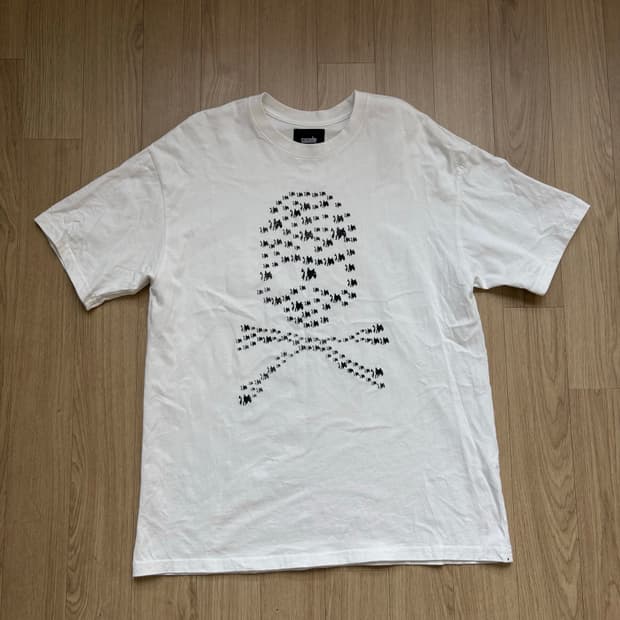 스웨이드 해골 반팔티