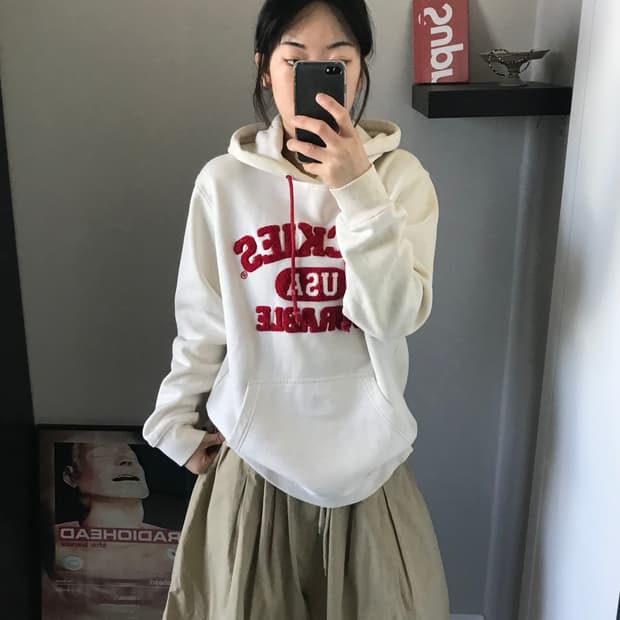 디키즈 오트밀 레드 자수로고 후드티