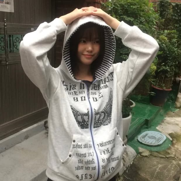 Y2K 엔젤 레터링 후드집업