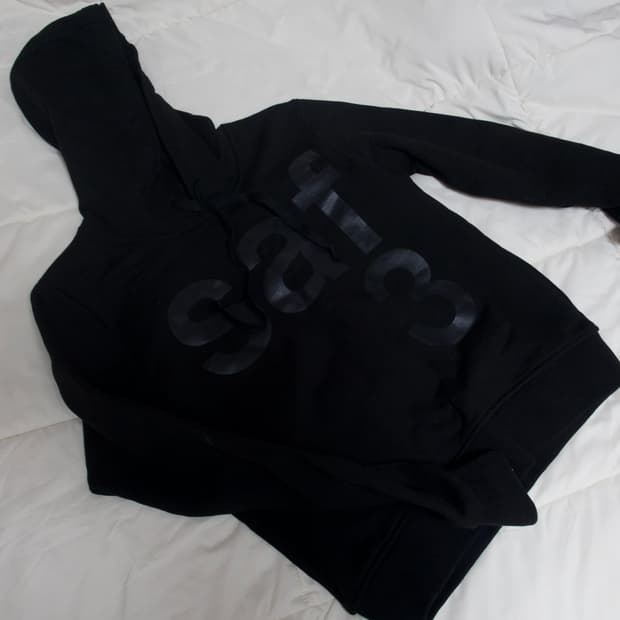 사파리스팟 1/2 후드티 블랙 색상