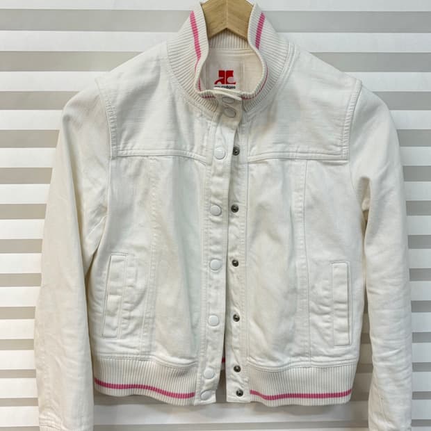 꾸레쥬 화이트 데님 자켓 