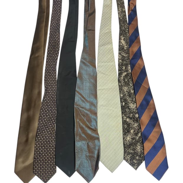 각종 빈티지 넥타이 