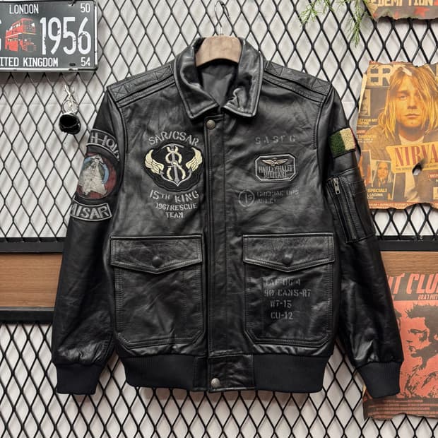 ITA VINTAGE 레더 봄버 자켓 전후면 패치 포인트 블랙