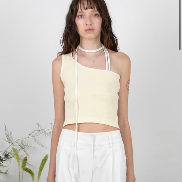 민더리 TRACK UNBALANCE SLEEVELESS TOP LEMON
