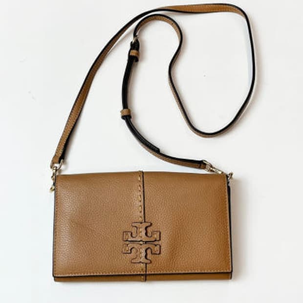 토리버치 TORYBURCH 가죽 미니 크로스백 PN4933