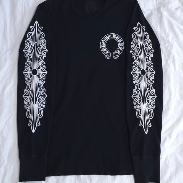 [L] 크롬하츠 홀스슈 와플 써멀 플로랄 롱슬리브 블랙